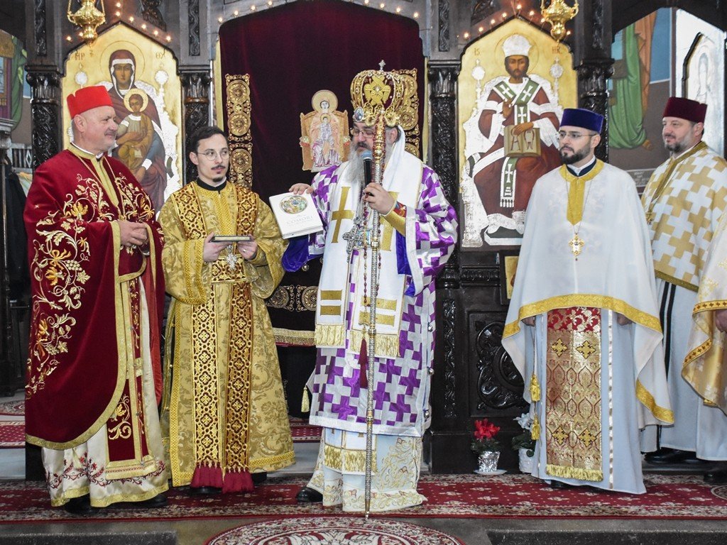 Binecuvântare arhierească în Parohia Vărăști din Episcopia Giurgiului 325015