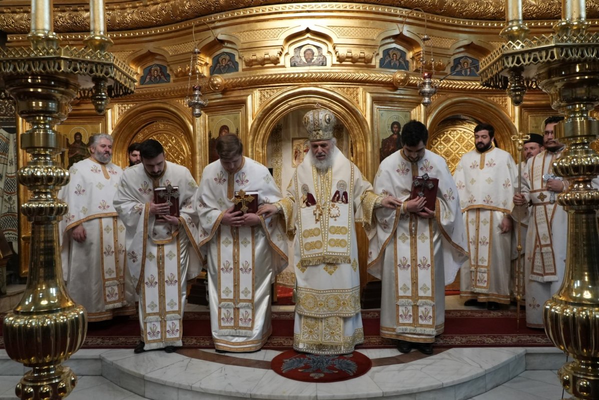 Duminica iertării la Catedrala Arhiepiscopală din Galați 325007