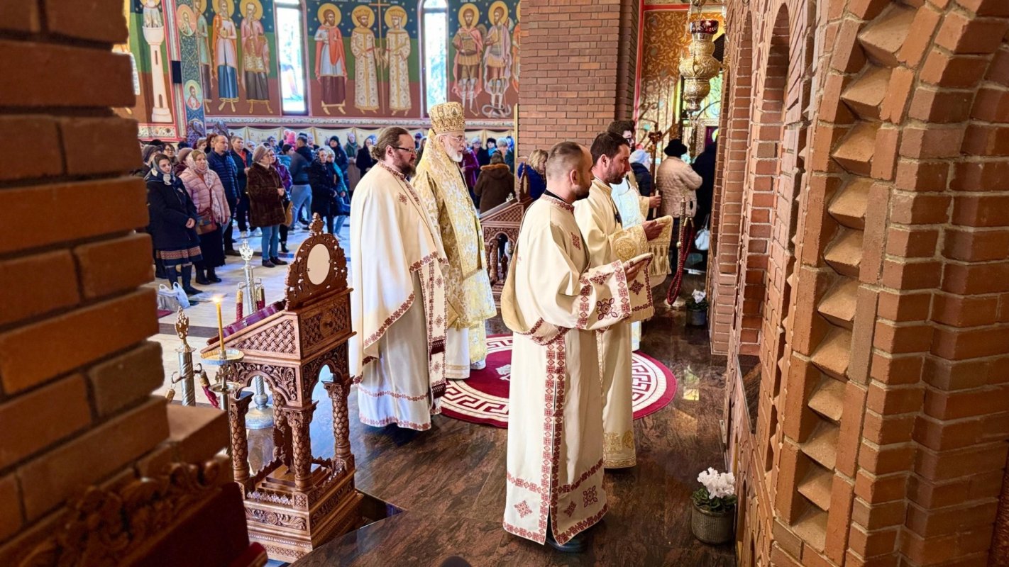 Îndemnuri la început de post la Curtea de Argeș 325011