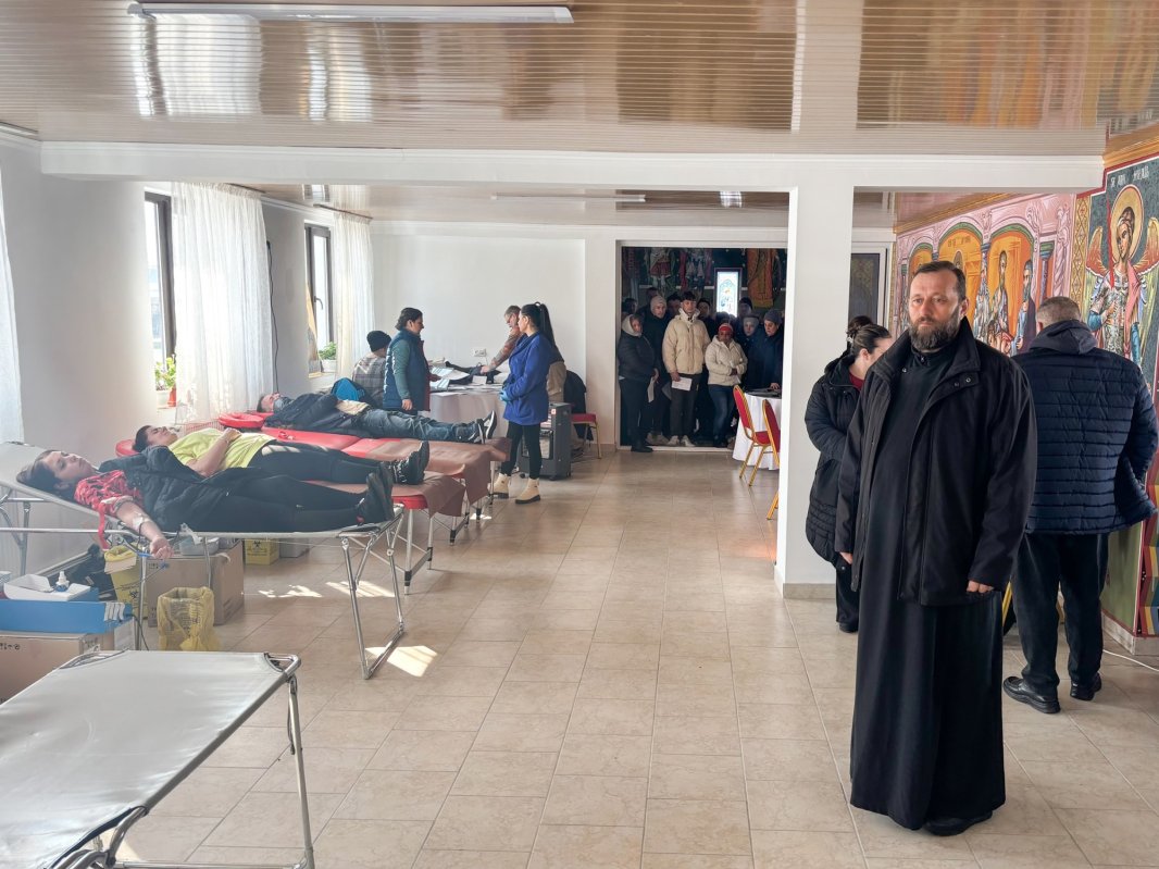 Peste 300 de persoane au donat sânge la Nehoiu și Padina, județul Buzău 325012