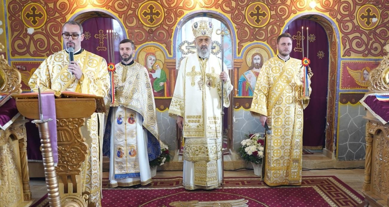 Binecuvântarea capelei mortuare din Feneș, Alba 325080