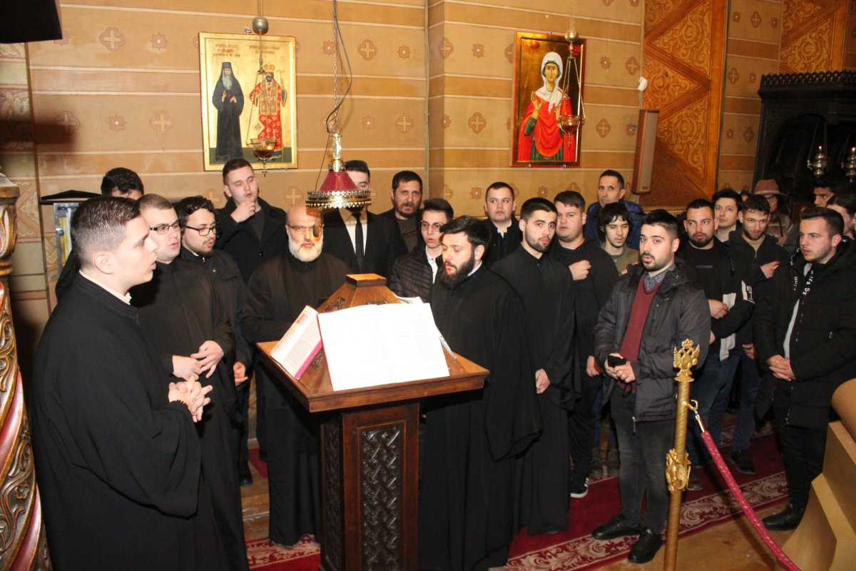 A doua seară a Canonului Mare la Catedrala Mitropolitană din Craiova 325235