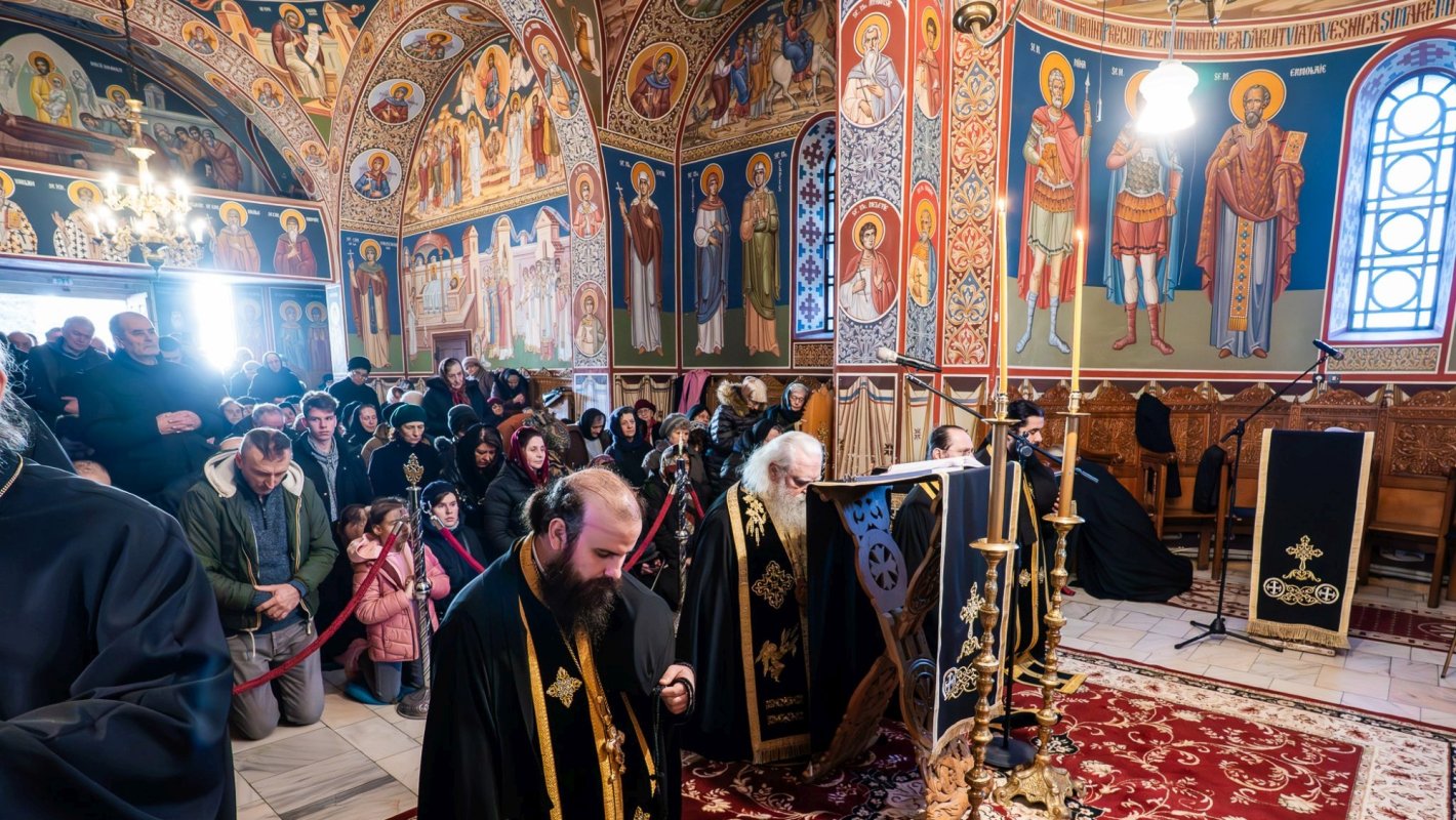 Canonul Sfântului Andrei Criteanul, la paraclisul Catedralei Arhiepiscopale din Suceava 325204