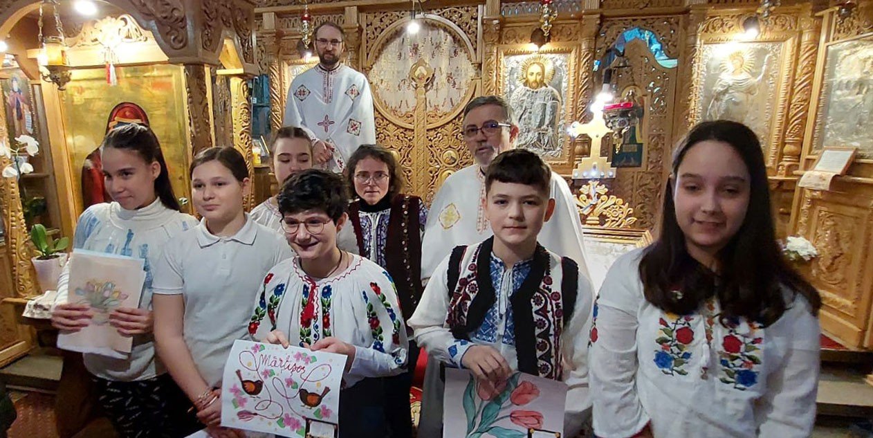 Dar de primăvară oferit credincioșilor Parohiei Mărțișor din București 325233