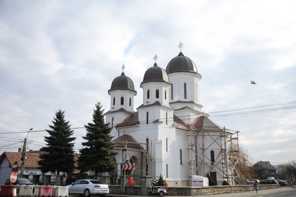Liturghie arhierească la Catedrala Moților din Huedin 325190