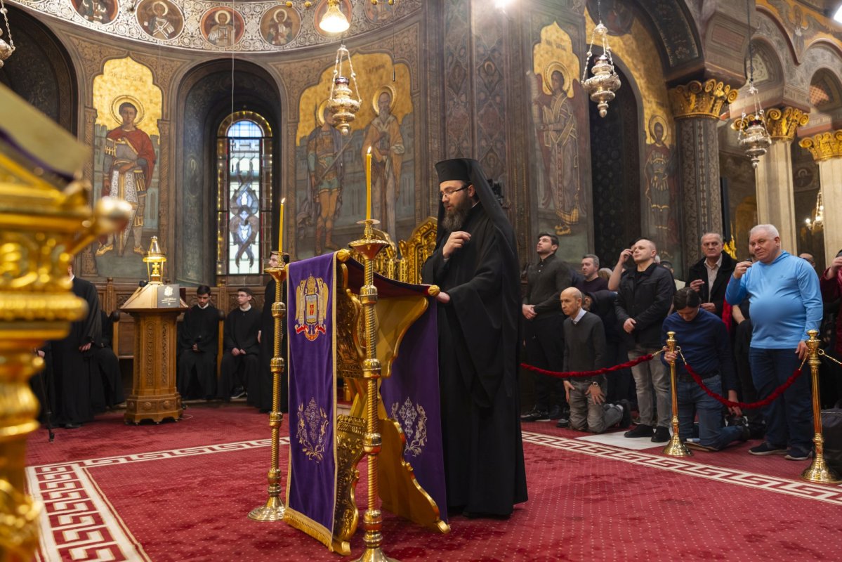 „Odată cu apariția tiparului în Țările Române, acest canon este ascultat în bisericile și mănăstirile noastre” 325269