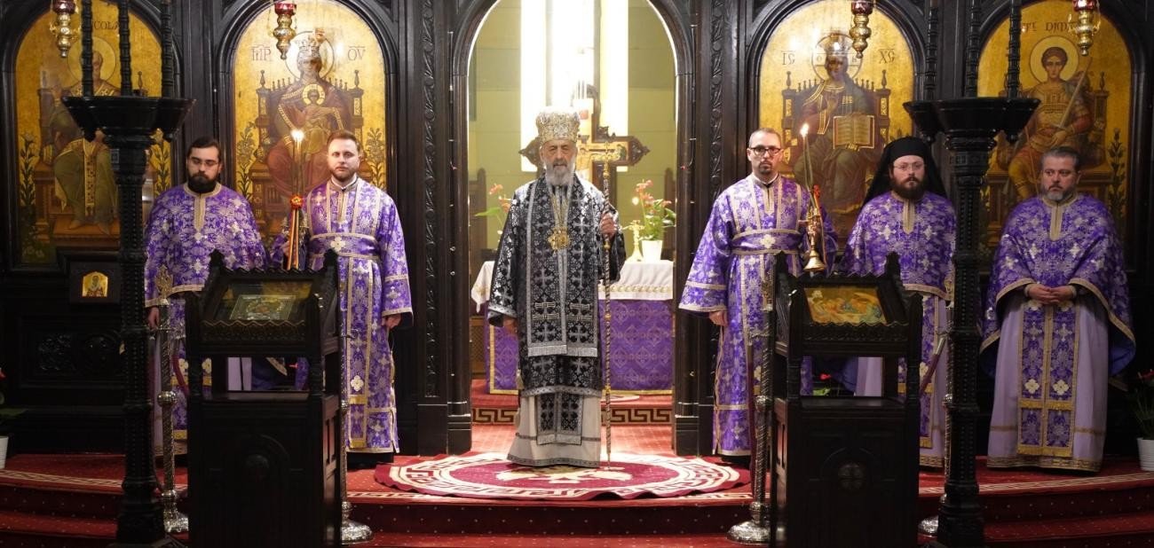 Slujire arhierească la Catedrala Arhiepiscopală din Alba Iulia 325276