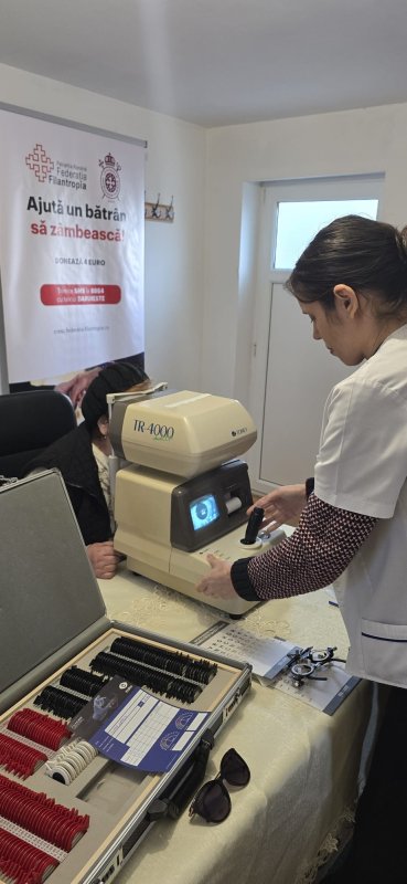 Campania „Ajută un bătrân să zâmbească!” a ajuns într-o parohie din Prahova 325401