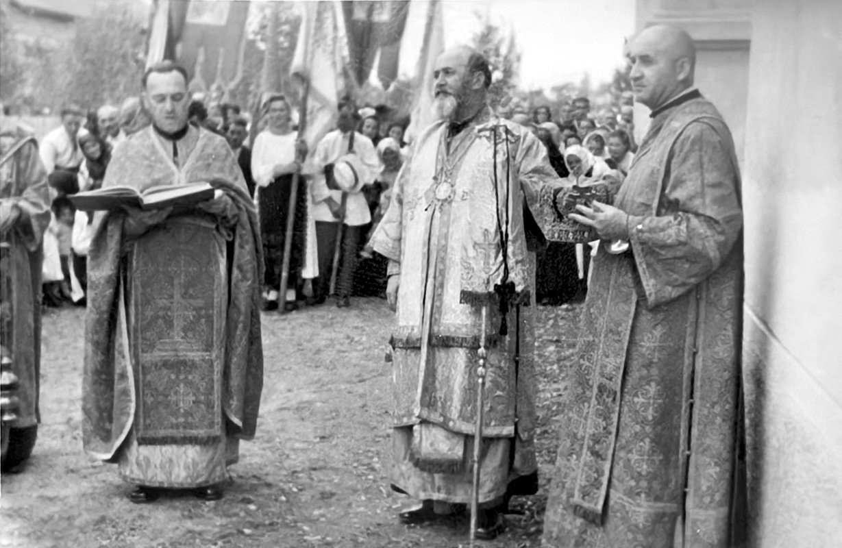 Sfântul Preot Mucenic Liviu Galaction Munteanu, slujitor al Cuvântului 325327