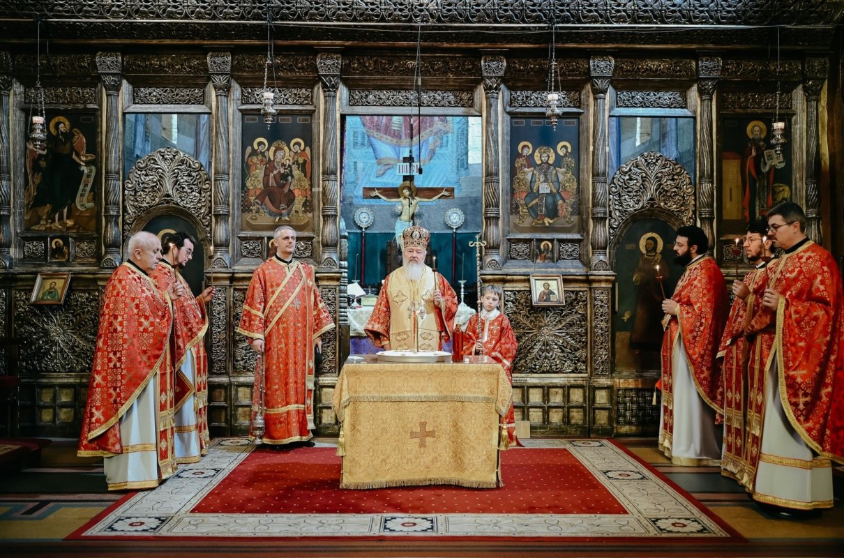 Prima prăznuire liturgică a Sfântului Preot Mucenic Liviu Galaction de la Cluj, la Catedrala Mitropolitană 325435