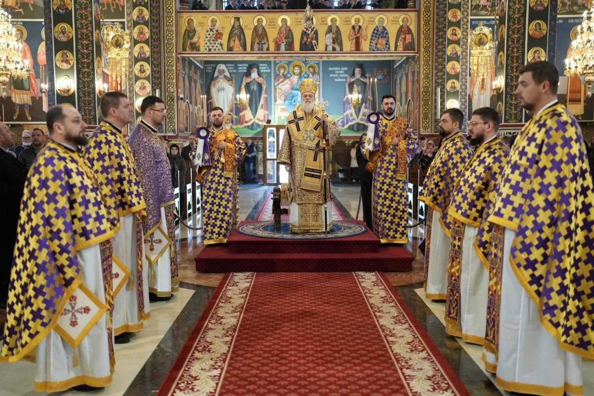 Binecuvântare la Catedrala Episcopală din Slobozia 325594