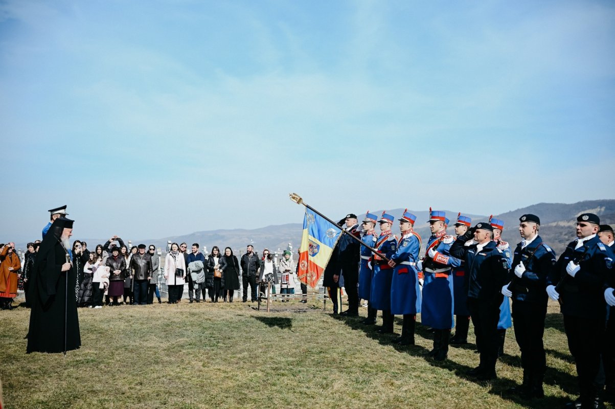 Hramul Mănăstirii „Sfinții 40 de Mucenici”-Memorialul Gherla 325559