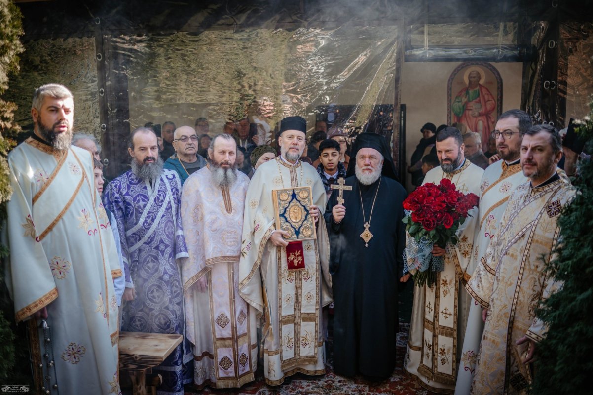 Hramul Mănăstirii Valea Teilor din județul Tulcea 325582