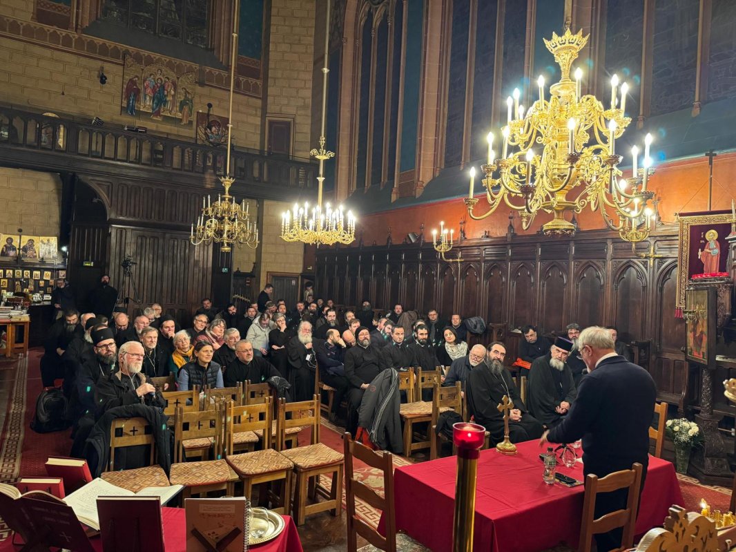 Ortodoxia pariziană 325432