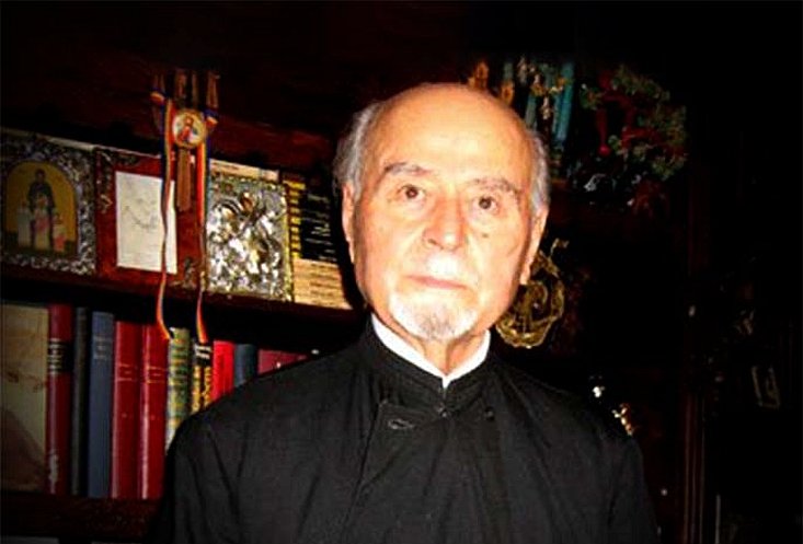 Preotul profesor Dumitru Popescu - un teolog rafinat și un predicator neîntrecut 325431