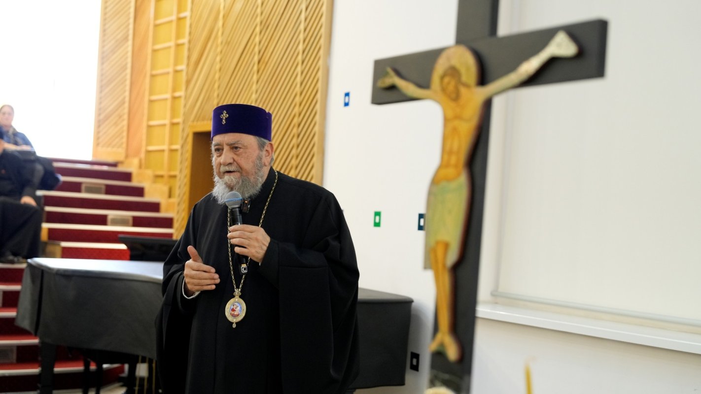 Conferinţa „Călătorie cu Hristos prin Postul Mare” la Braşov 325686