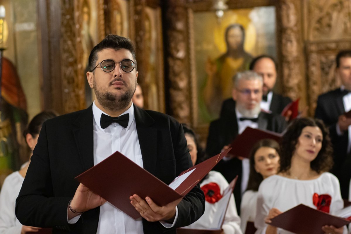 Corala Patriarhiei Române a concertat la Biserica „Sfântul Elefterie”-Nou 325672