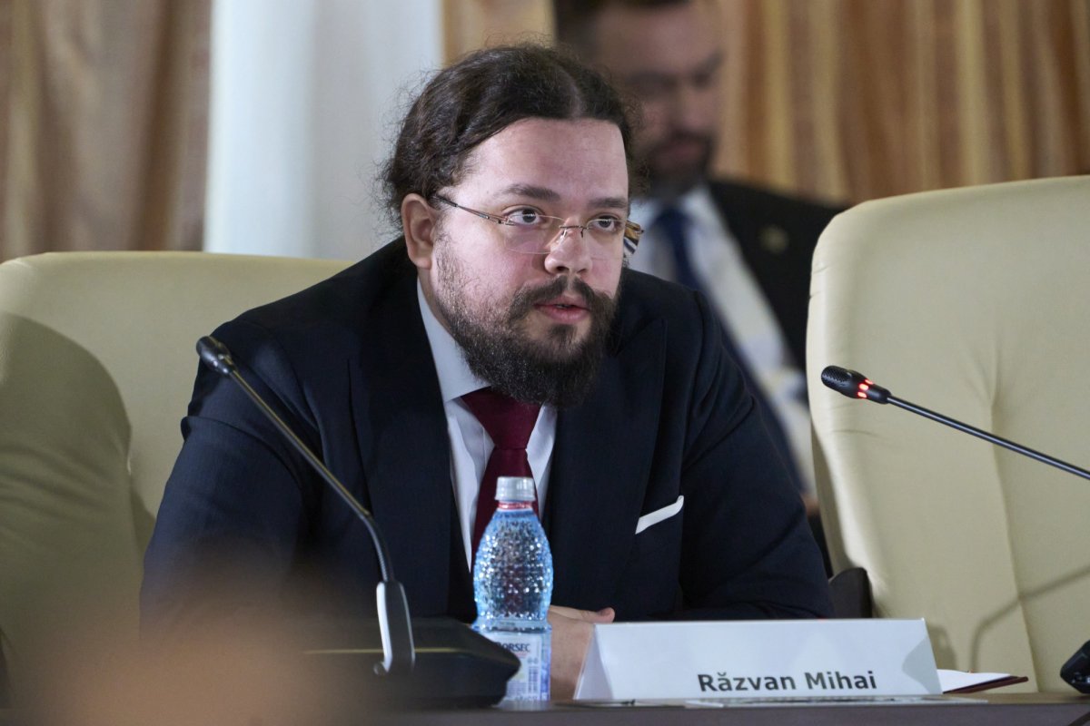 Sfinții români recent canonizați - mărturisitori ai credinței și ai demnității poporului român 325736