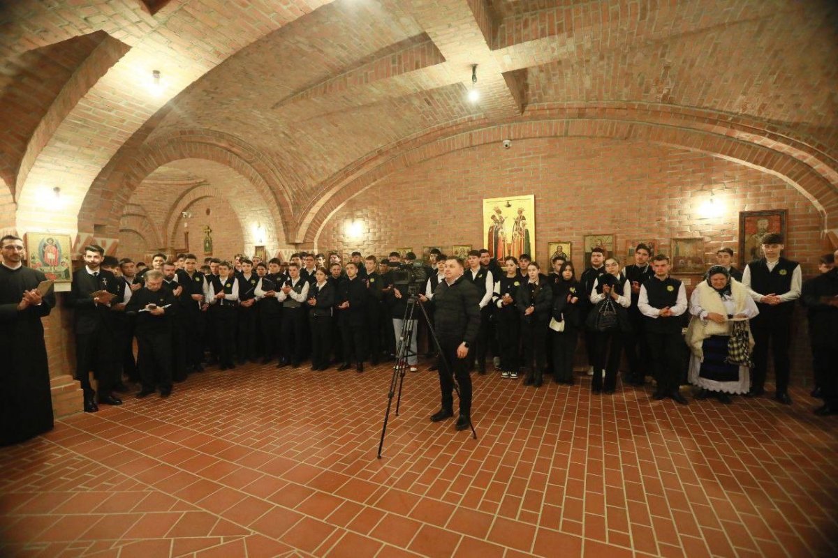 Expoziția de icoane „Chipuri din veac, în veci”, ediția a IX-a, la Baia Mare 325847