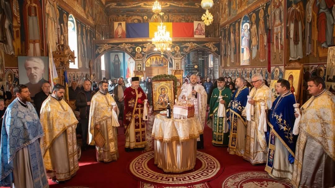 Prăznuirea Sfântului Simeon Noul Teolog în biserica sa din Mănăstirea Cașin 325852