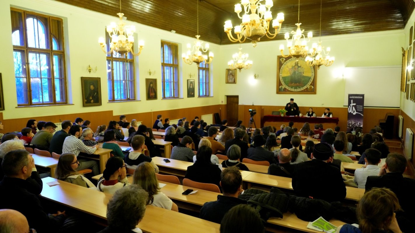 Conferinţă la Sibiu despre Sfinţii Arsenie Boca şi Serafim Popescu 325960