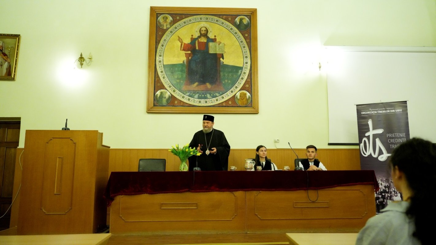 Conferinţă la Sibiu despre Sfinţii Arsenie Boca şi Serafim Popescu 325961