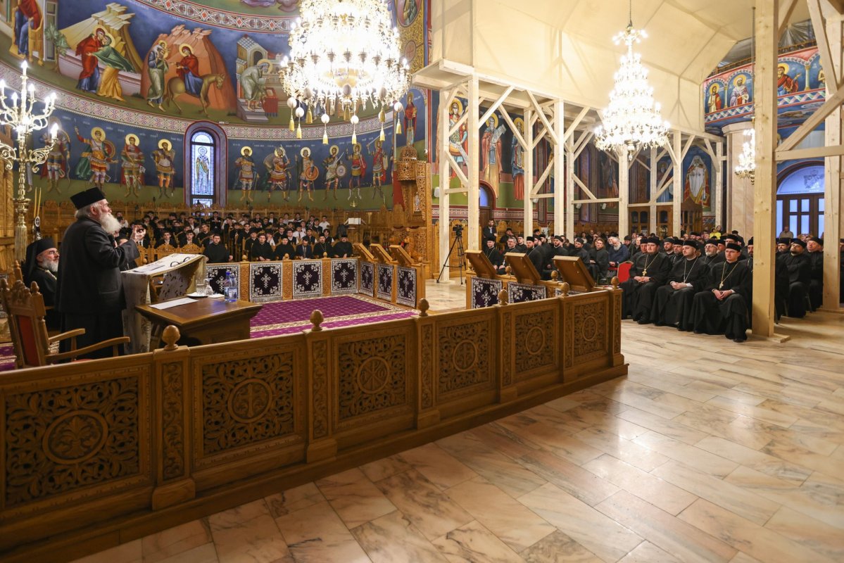 Părintele profesor Ioan Bizău, invitat în mijlocul buzoienilor 326005