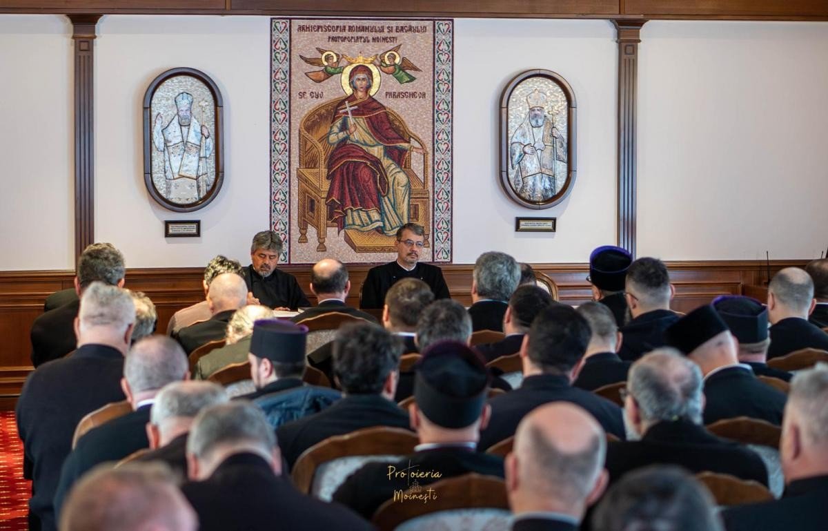 Ședință administrativă în Protopopiatul Moinești 325974