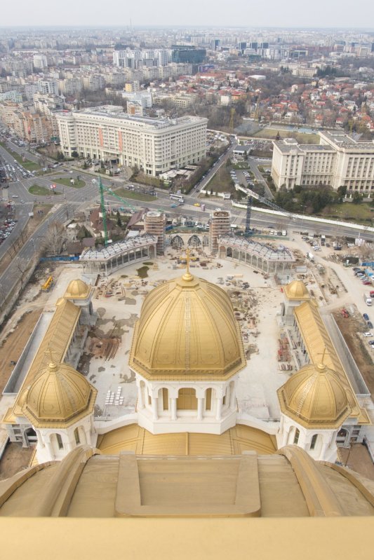 Stadiul lucrărilor de la Catedrala Națională la începutul sezonului cald 325987