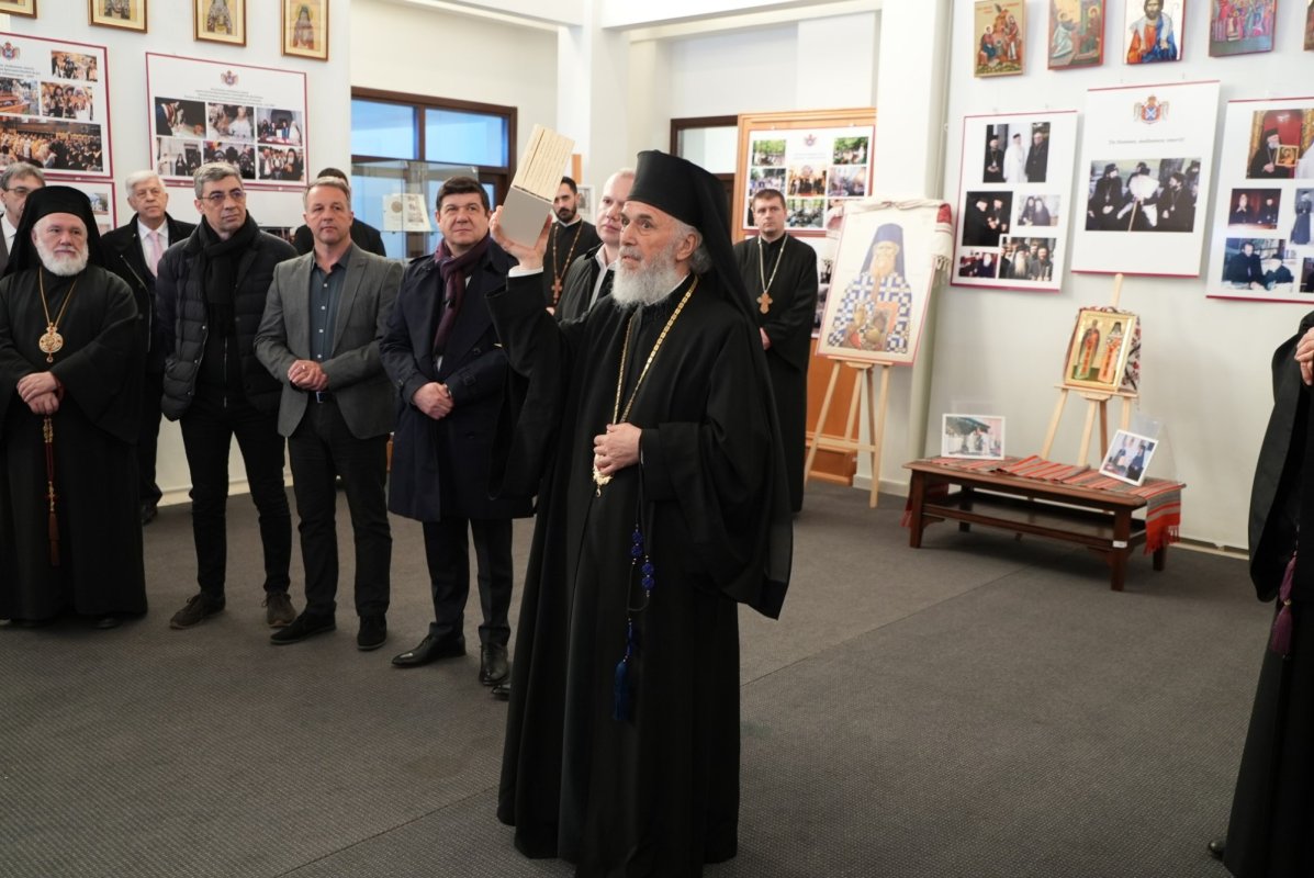 Comuniune în rugăciune la aniversarea Arhiepiscopului Dunării de Jos 326273