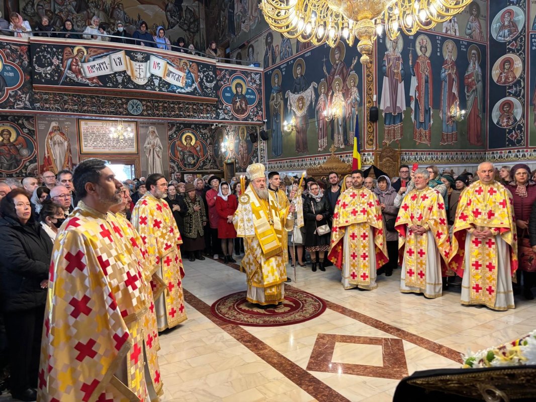 Harul preoției pentru un consilier din Arhiepiscopia Bucureștilor 326554