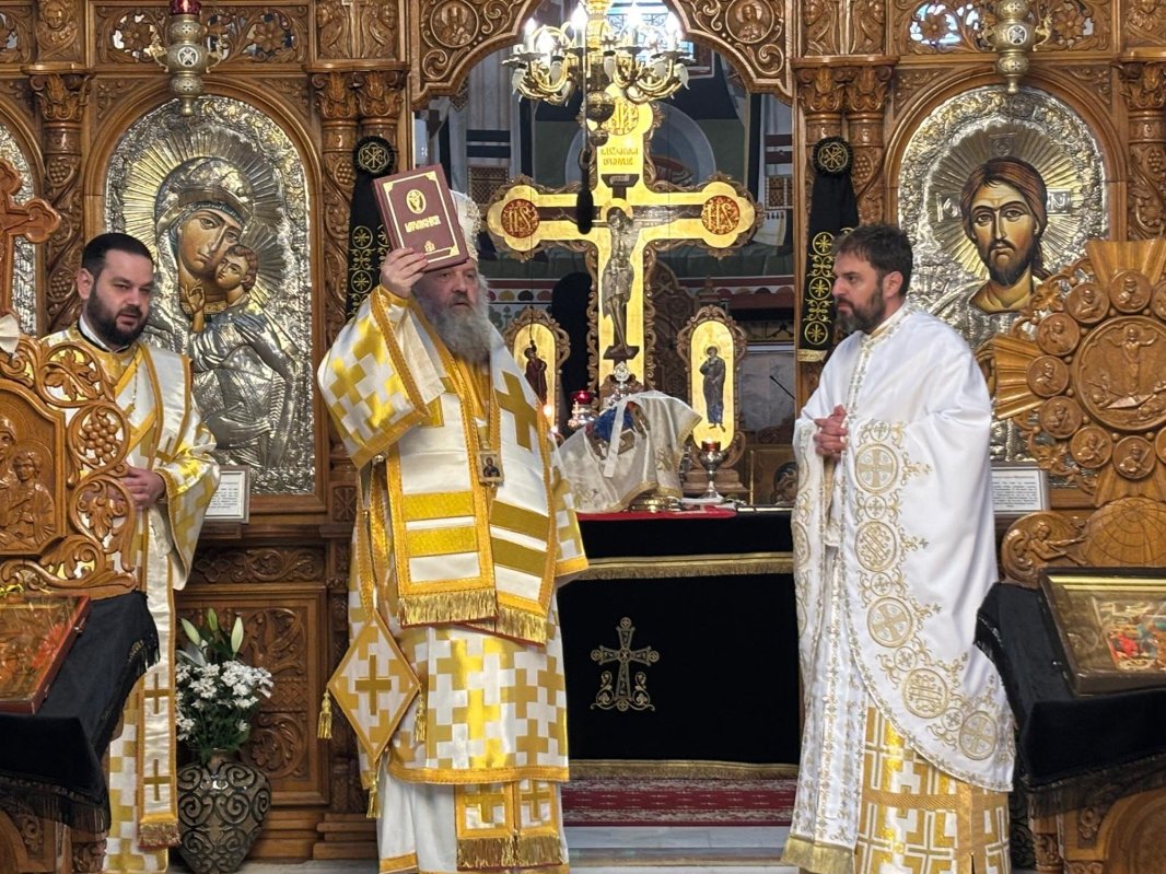 Harul preoției pentru un consilier din Arhiepiscopia Bucureștilor 326559