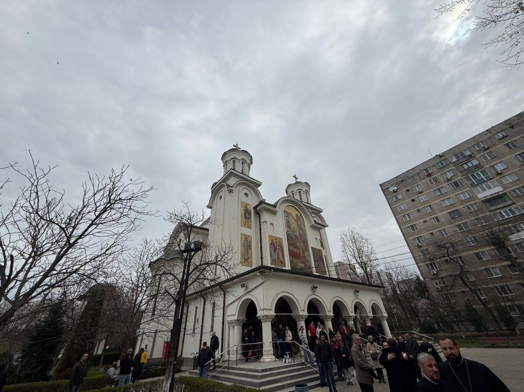 Harul preoției pentru un consilier din Arhiepiscopia Bucureștilor 326560