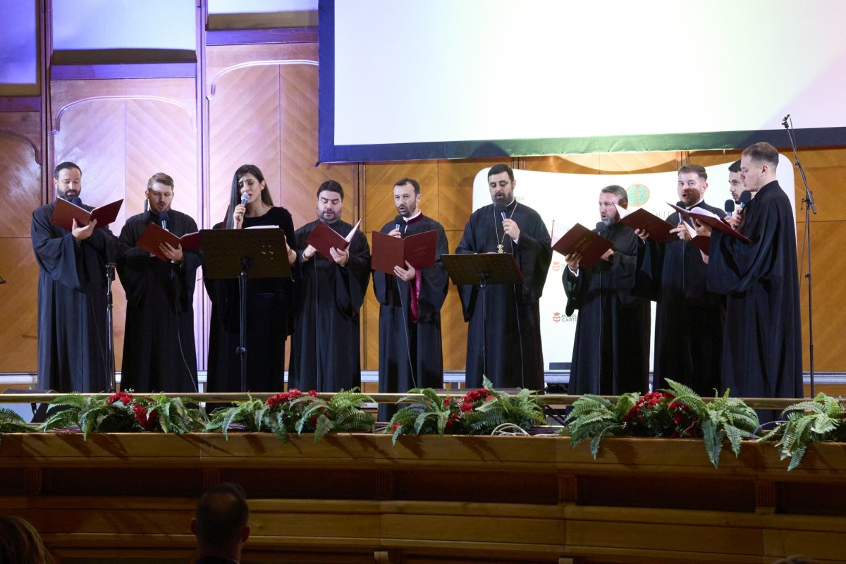 Sfinții și eroii credinței, evocați în Parlamentul României 325890