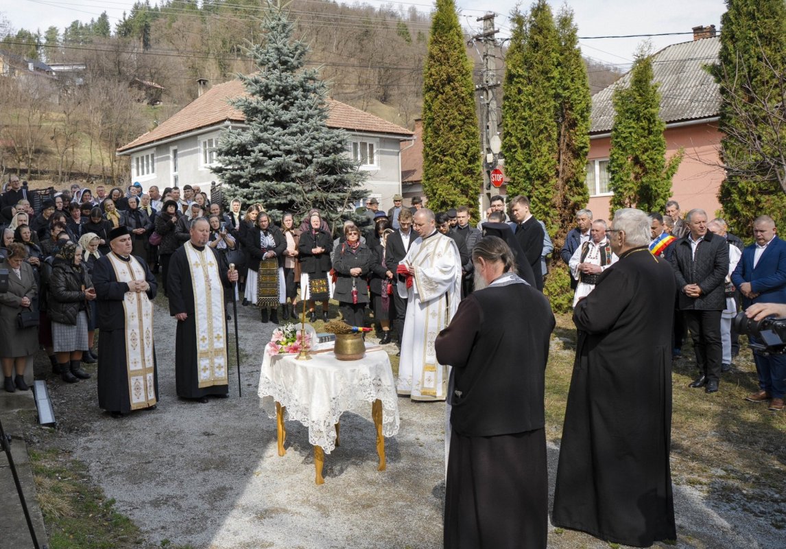 Binecuvântare arhierească pentru credincioșii din Rodna, Năsăud 326575