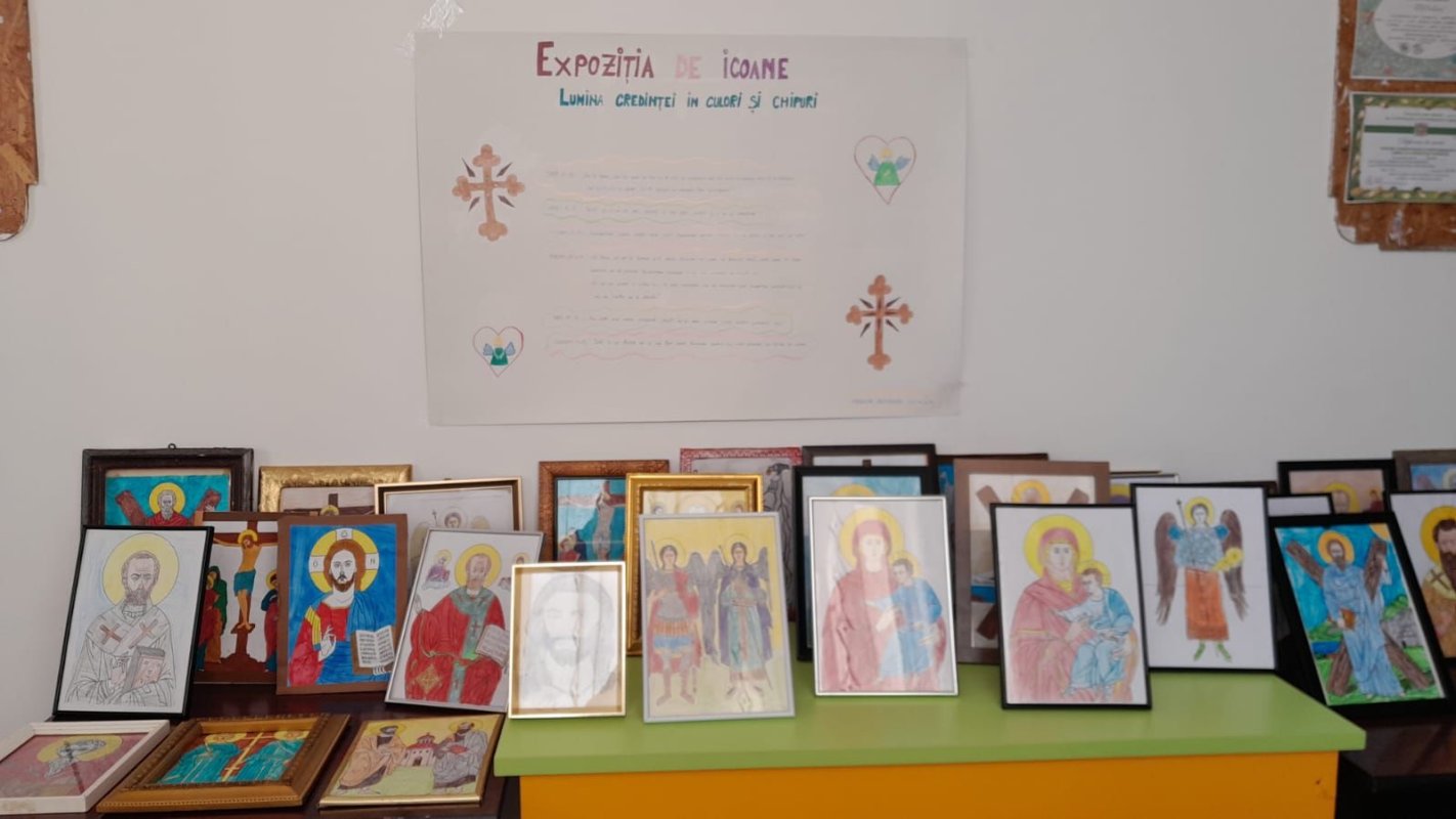 Lumina credinței în chipuri și culori  326502