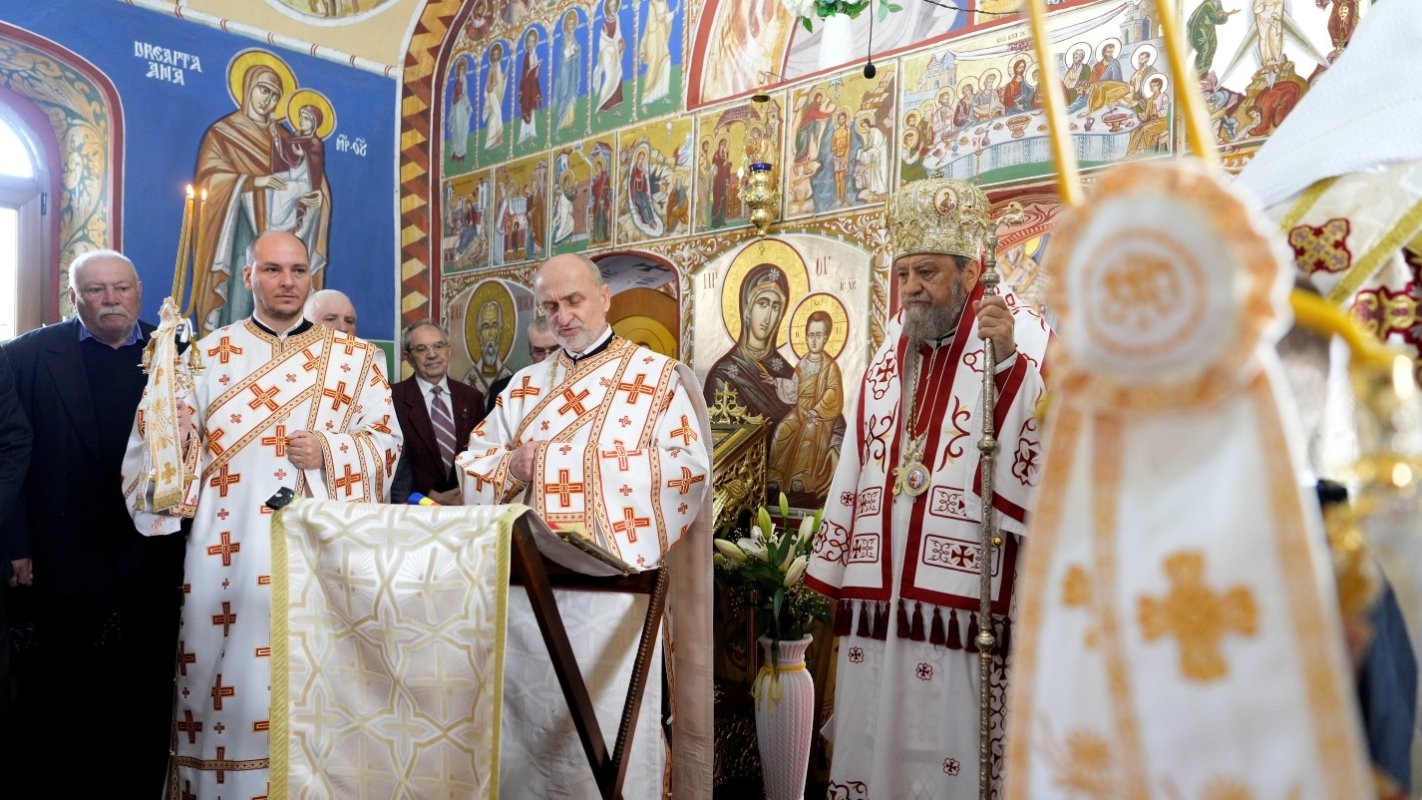 Sărbătoare în comunitatea ortodoxă din Haşag, judeţul Sibiu 326564