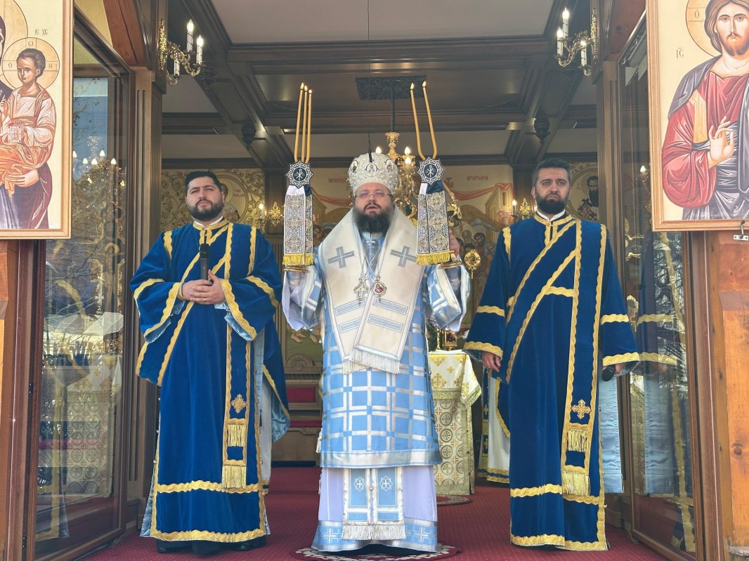 Preacinstirea Maicii Domnului la Paraclisul Catedralei Naționale 326764