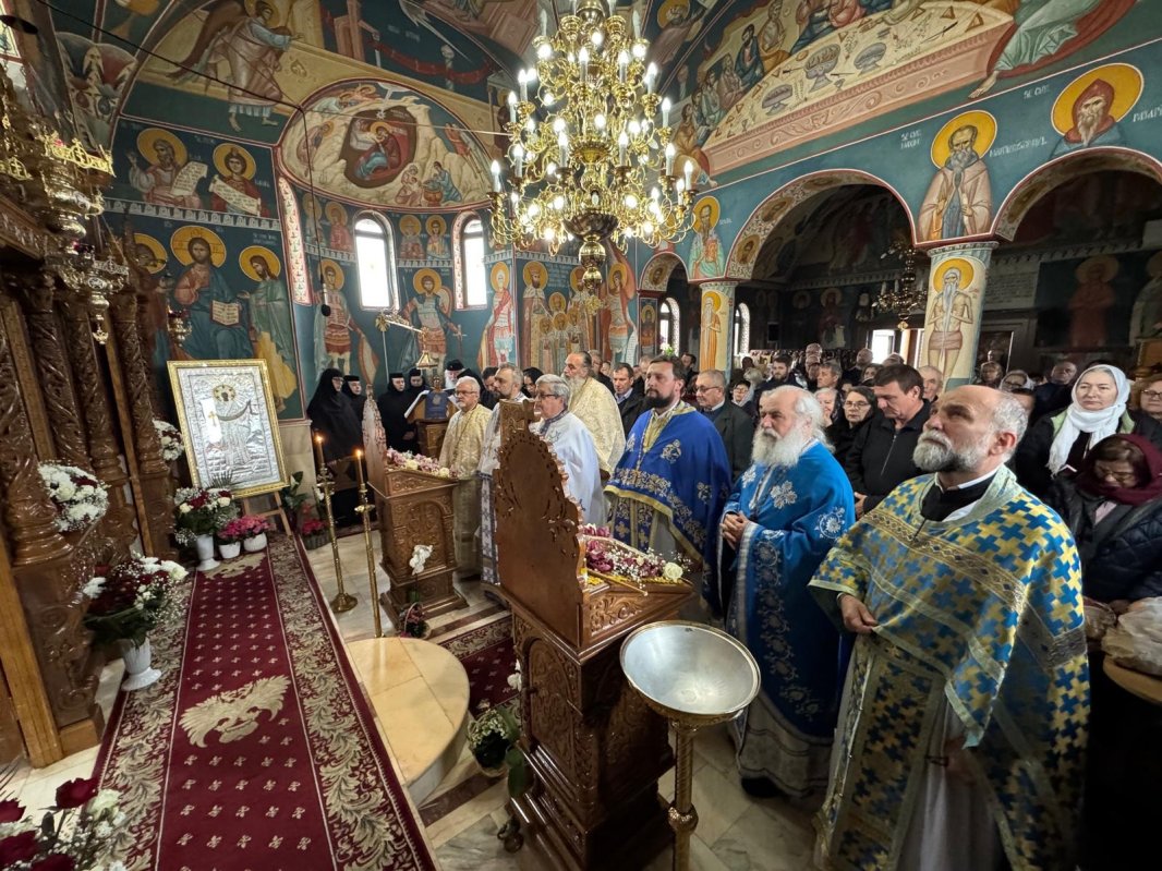Vizită pastorală la Schitul Sânandrei Colonie din Timiș 326938