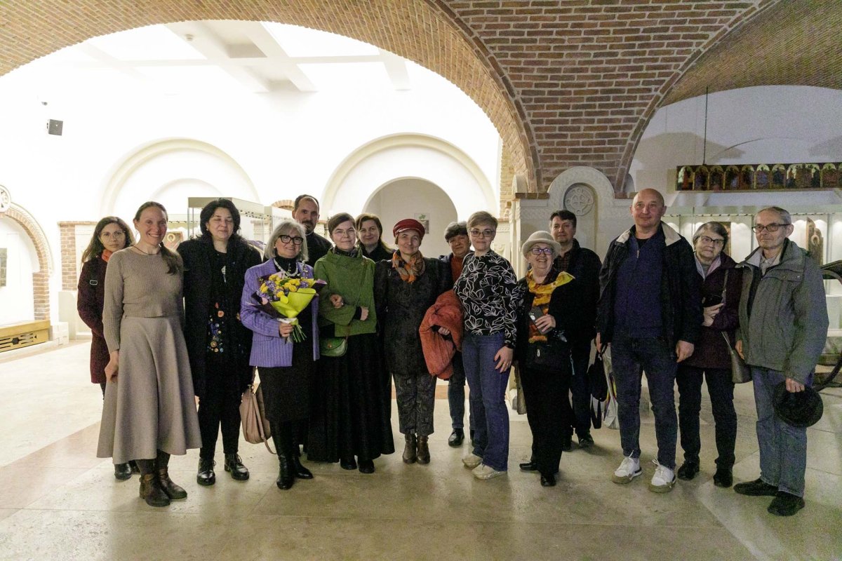 Expoziție dedicată Sfintei Cruci la Iași 327182