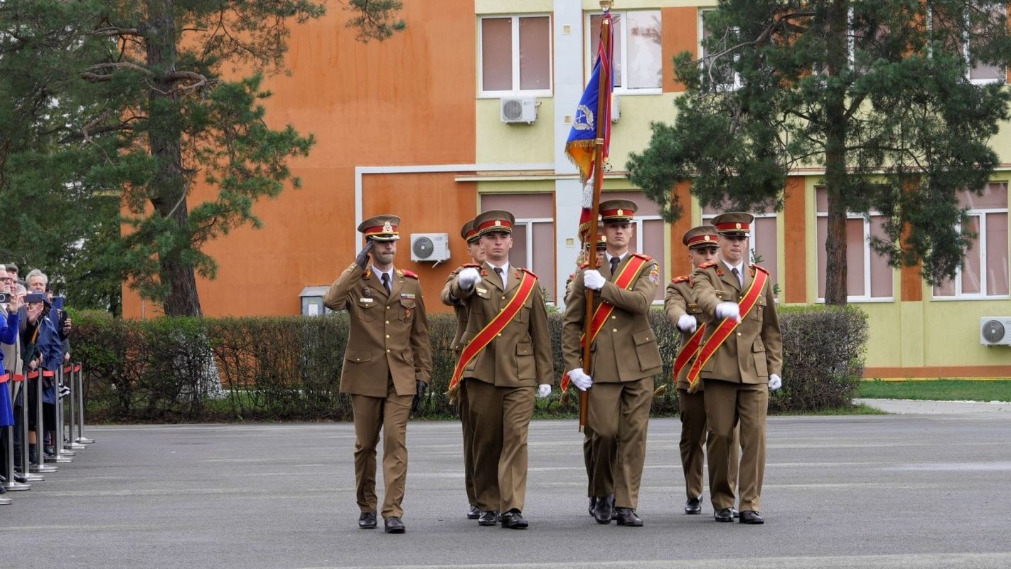 Mitropolitul Ardealului prezent la ceremonia de predare-primire a comenzii AFT 327201