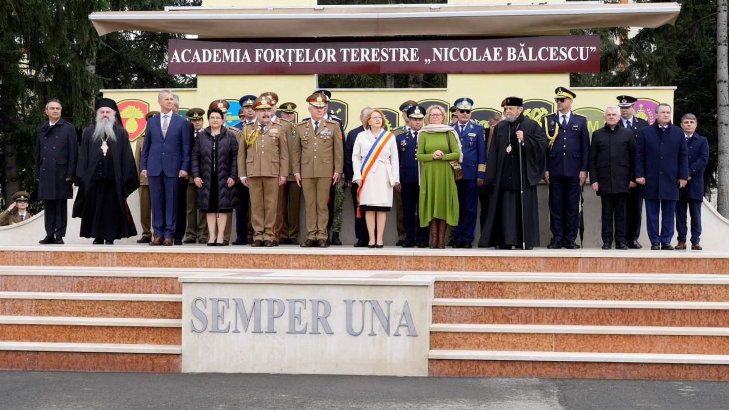 Mitropolitul Ardealului prezent la ceremonia de predare-primire a comenzii AFT 327207