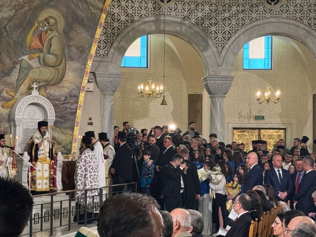 Întronizarea noului Întâistătător al Bisericii Ortodoxe a Albaniei 327210