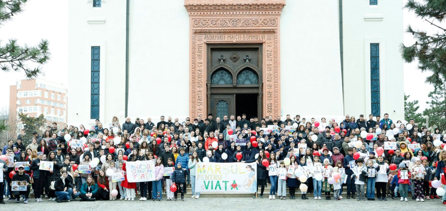 Activități pentru promovarea vieții în Arhiepiscopia Craiovei 327356