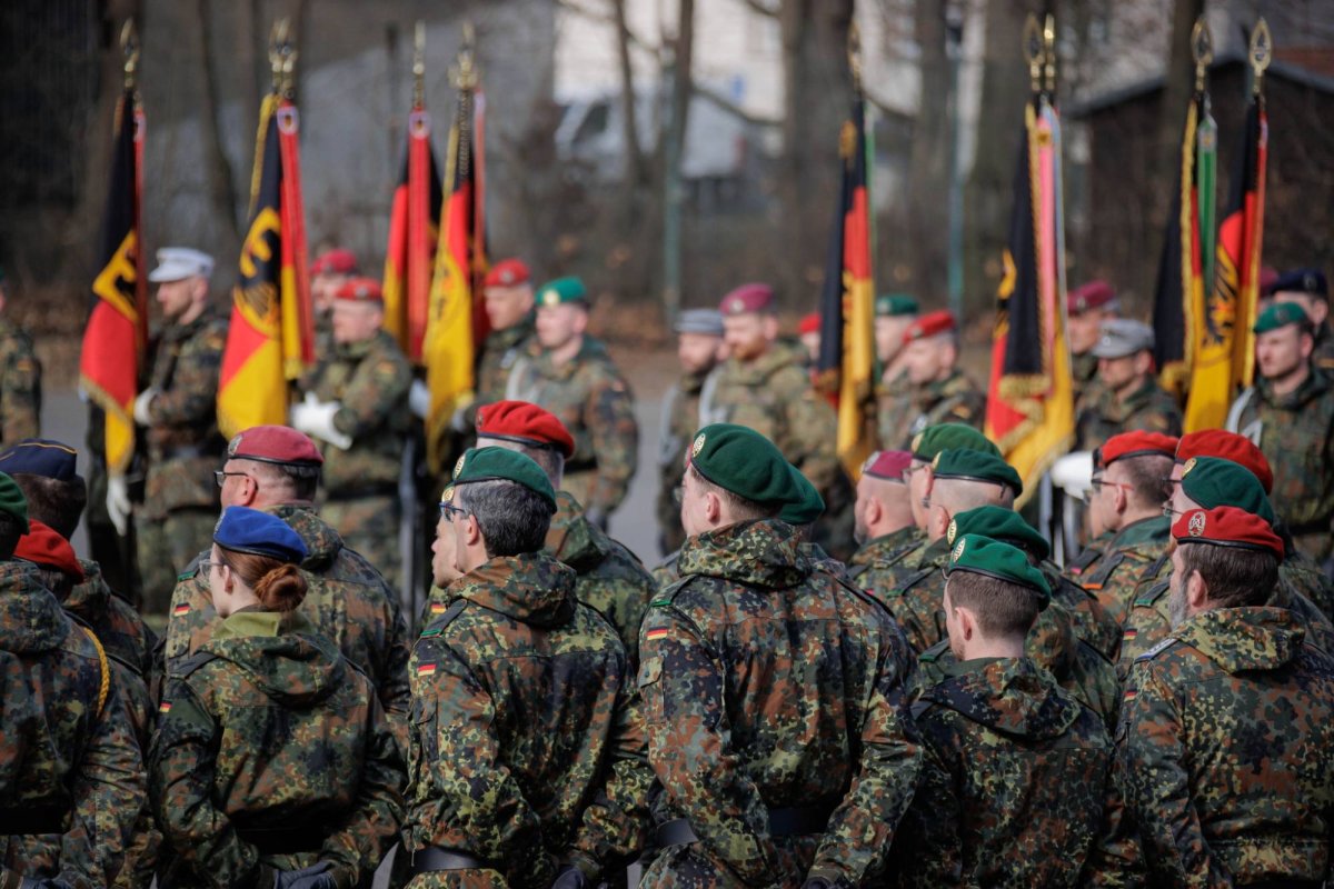 Discuții despre serviciul militar în Germania 327301