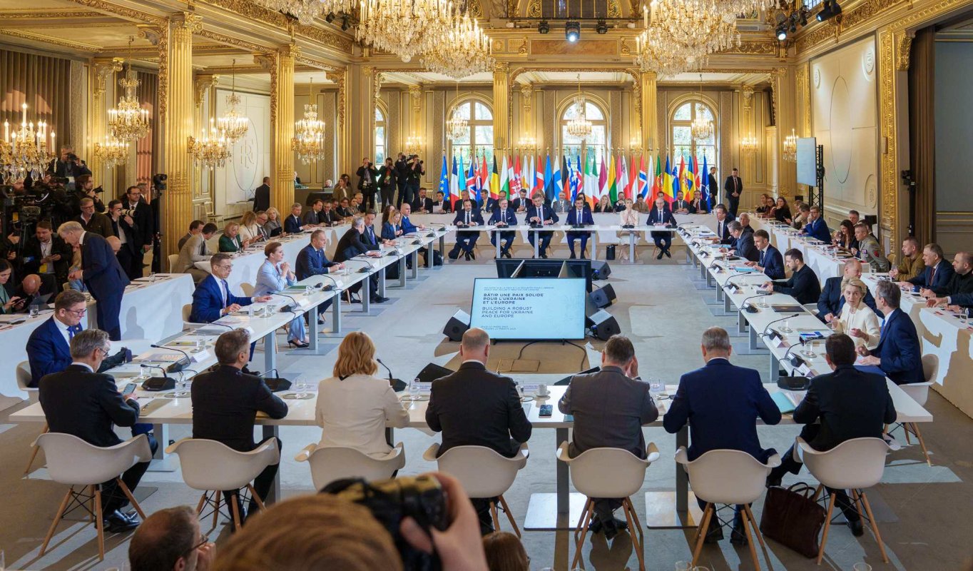 Europa și-a desemnat reprezentanții la negocierile de pace  327298