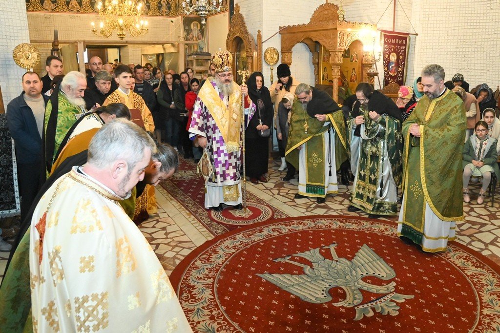 Popas duhovnicesc la Mănăstirea Comana 327363