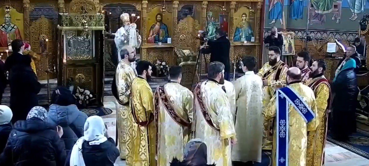 Slujire arhierească la Mănăstirea Strunga din județul Constanța 327368