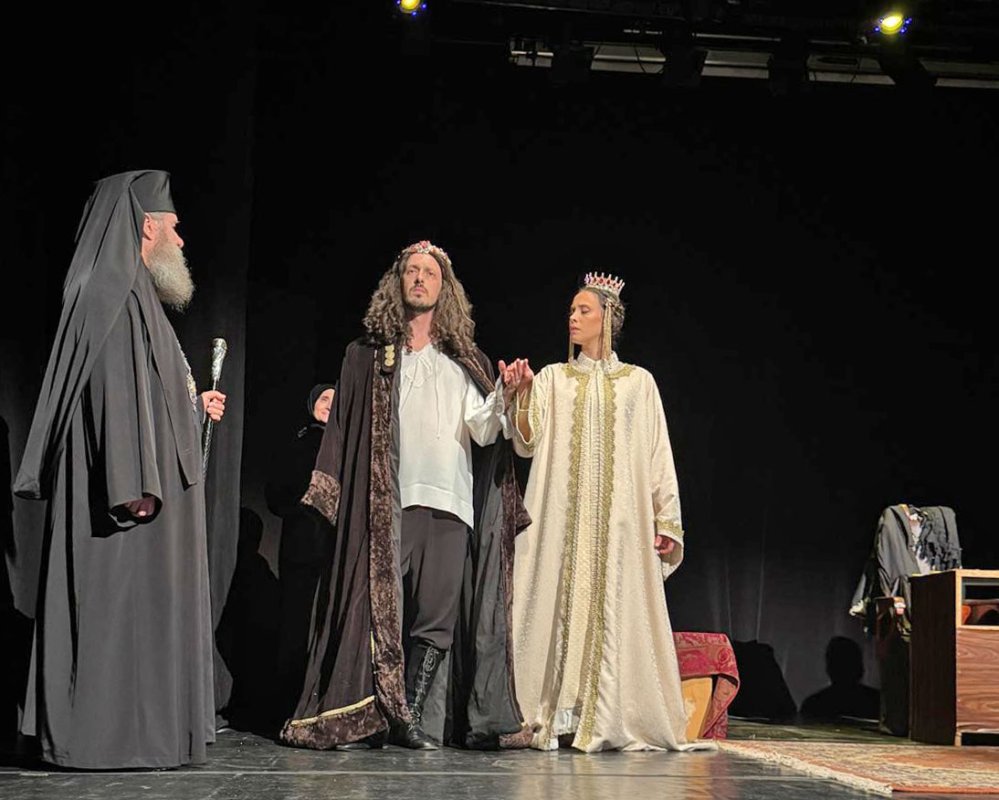 Seară culturală la Teatrul Metropolis 327456