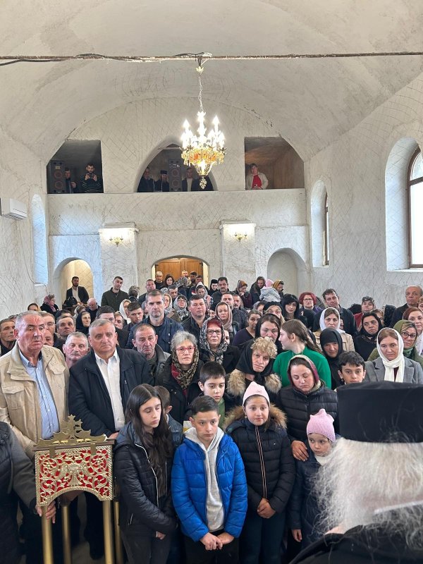 Taina Sfântului Maslu și sfințire de clopot în Filia Spata, Timiș 327444